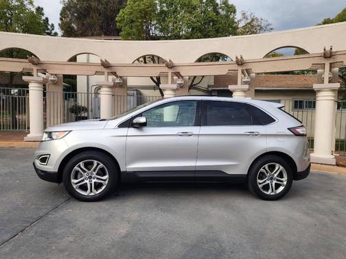 2016 Ford Edge Titanium