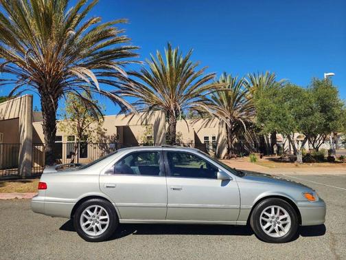 2000 Toyota Camry XLE V6