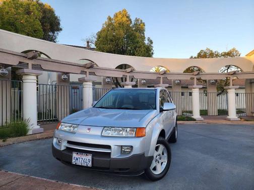 2005 Saturn Vue Base