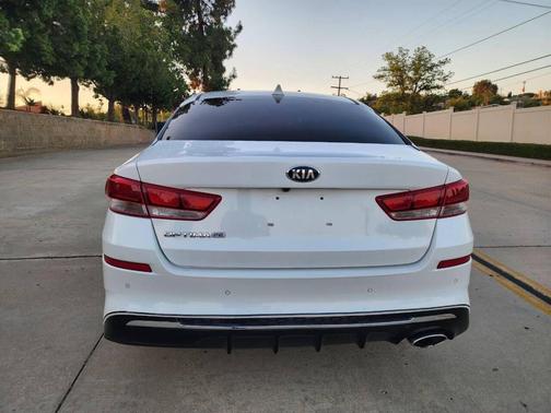 2020 Kia Optima LX
