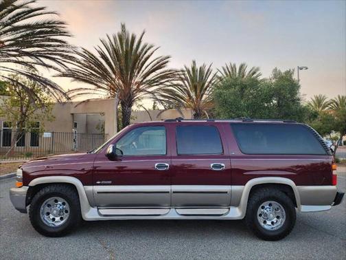 2000 Chevrolet Suburban 2500 LS