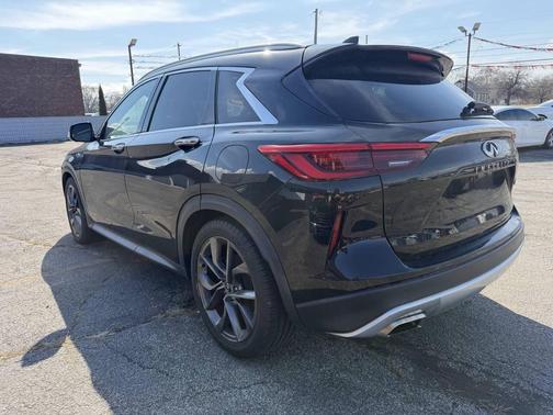 2019 INFINITI QX50 ESSENTIAL