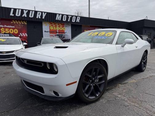 2023 Dodge Challenger SXT