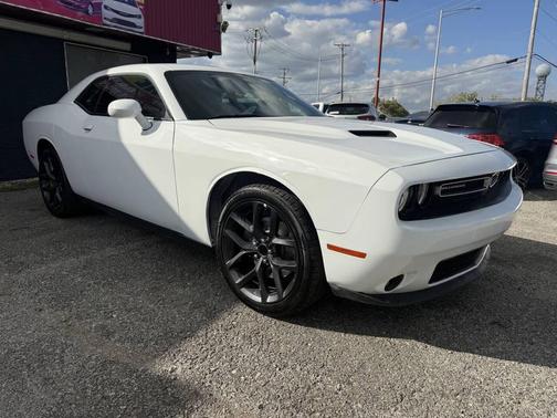 2023 Dodge Challenger SXT