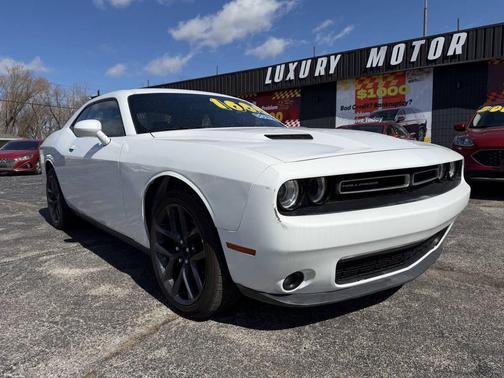 2023 Dodge Challenger SXT