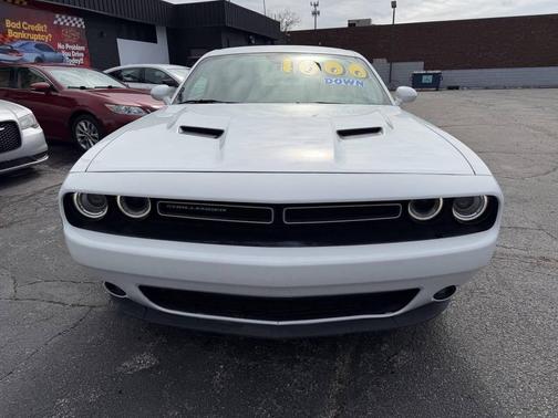 2023 Dodge Challenger SXT