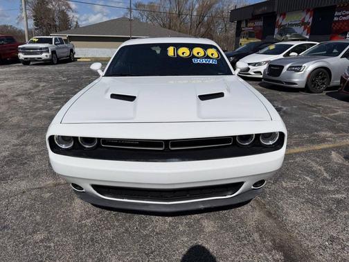 2023 Dodge Challenger SXT