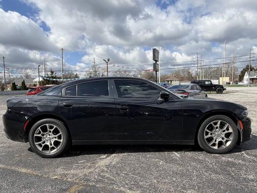 Pitch Black Clearcoat 2016 Dodge Charger SXT