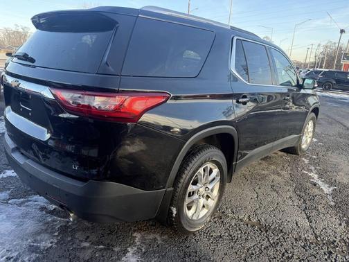 2018 Chevrolet Traverse LT Cloth