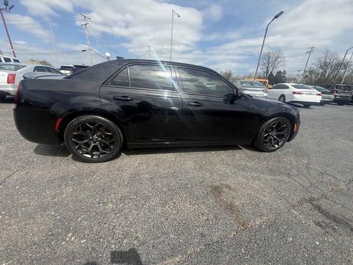 2019 Chrysler 300 S