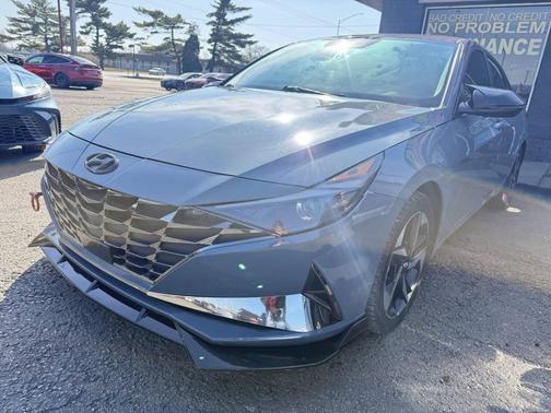 2021 Hyundai ELANTRA SEL