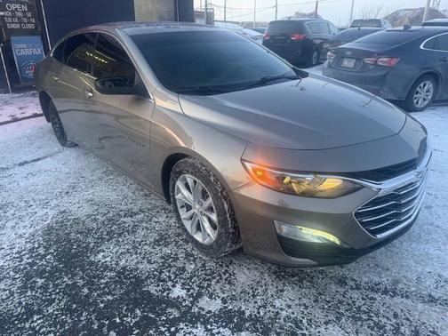 2022 Chevrolet Malibu FWD LT