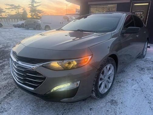 2022 Chevrolet Malibu FWD LT
