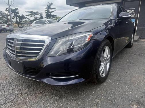 Blue 2017 Mercedes-Benz S-Class 4MATIC
