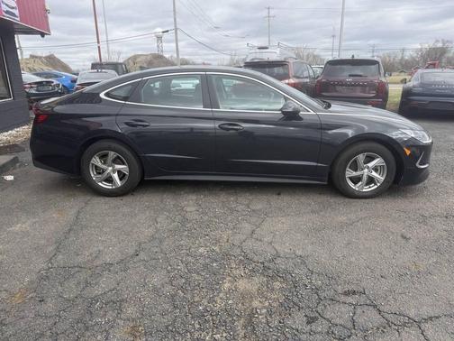 2023 Hyundai SONATA SE