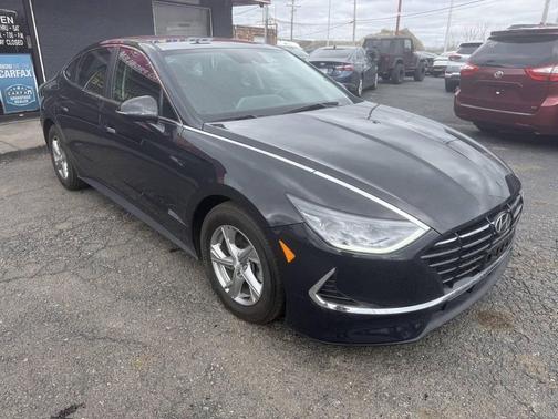 2023 Hyundai SONATA SE