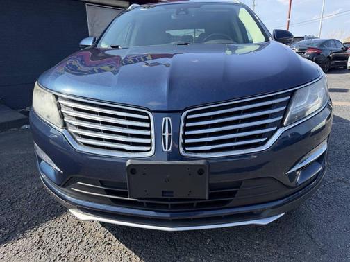Tan 2017 Lincoln MKC Reserve