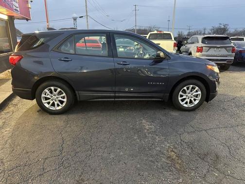 2018 Chevrolet Equinox LS