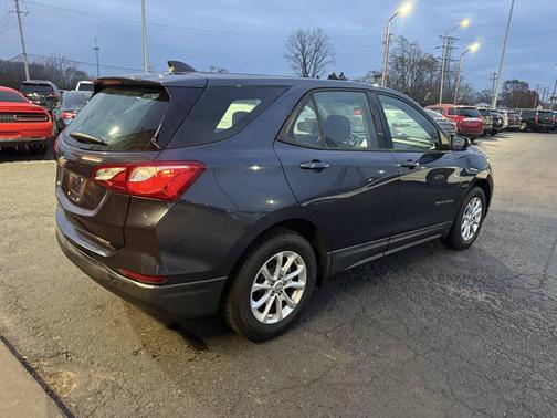 2018 Chevrolet Equinox LS