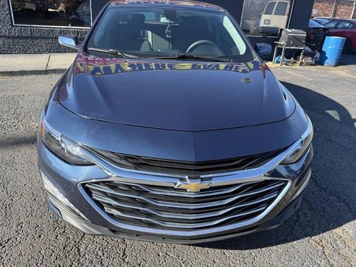 2021 Chevrolet Malibu FWD LT