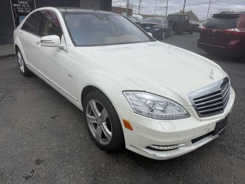 2012 Mercedes-Benz S-Class 4MATIC