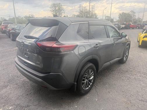 Gun Metallic 2023 Nissan Rogue S