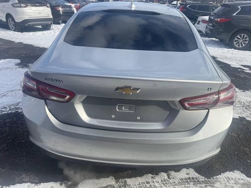 2020 Chevrolet Malibu FWD LT