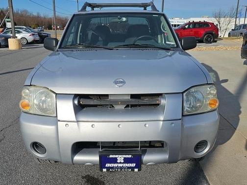 2004 Nissan Frontier XE-V6 Crew Cab