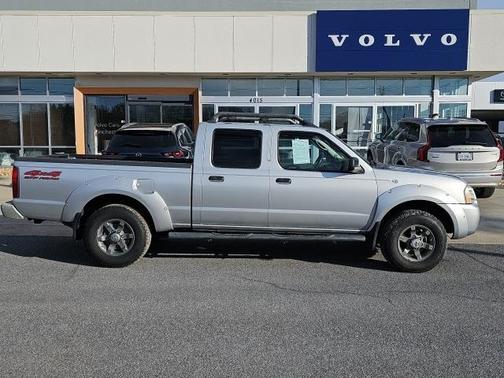 2004 Nissan Frontier XE-V6 Crew Cab