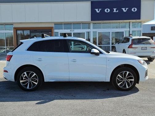 2022 Audi Q5 45 S line quattro Premium