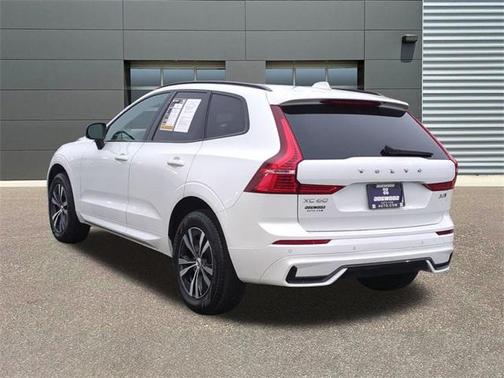 2025 Volvo XC60 B5 Core