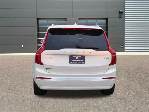 2025 Volvo XC90 Plug-In Hybrid T8 Ultra 7-Seater