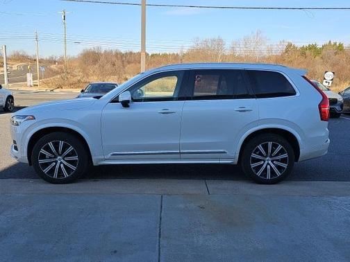 2025 Volvo XC90 B6 Plus 7-Seater