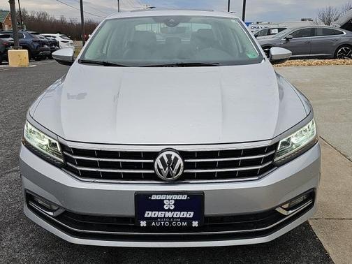 2017 Volkswagen Passat V6 SEL Premium