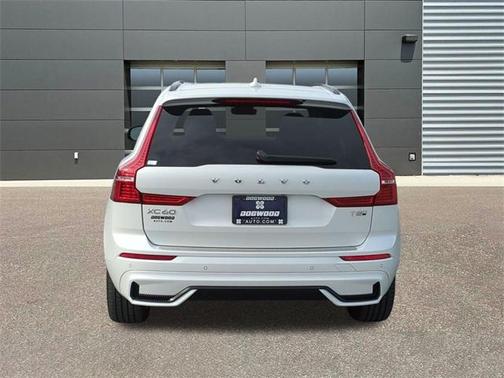 2025 Volvo XC60 Plug-In Hybrid T8 Ultra