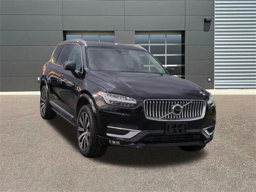 2024 Volvo XC90 B5 Core Bright Theme