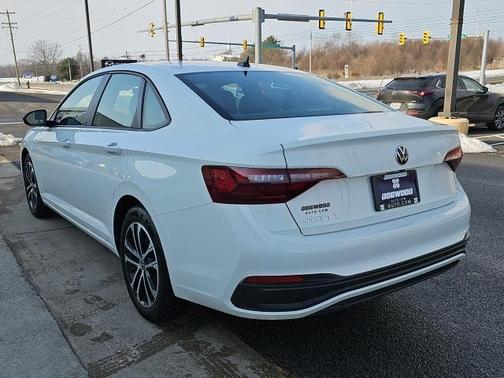 2024 Volkswagen Jetta 1.5T Sport