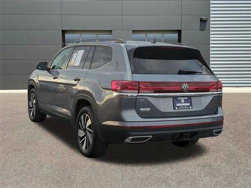 2025 Volkswagen Atlas 2.0T SE