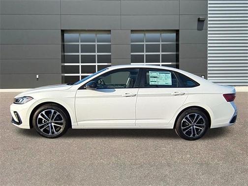 Pure White 2026 Volkswagen Jetta 1.5T Sport