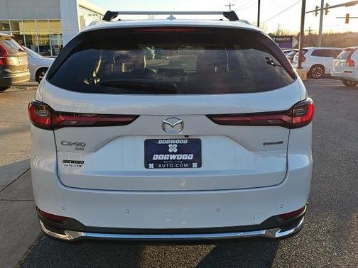 2024 Mazda CX-90 PHEV Premium Plus