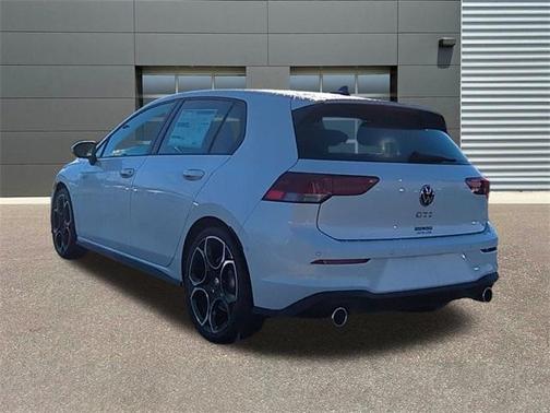 Opal White Pearl 2026 Volkswagen Golf GTI AUTOBAHN