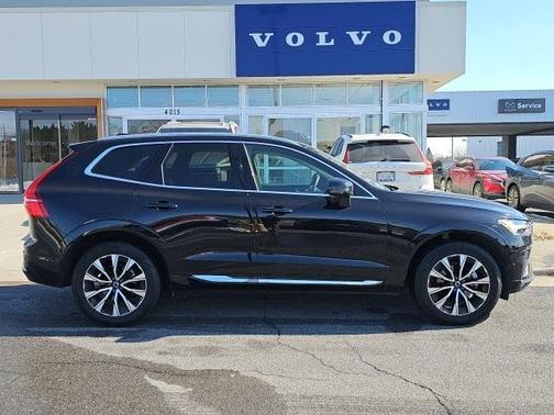 2023 Volvo XC60 B5 Plus Bright Theme