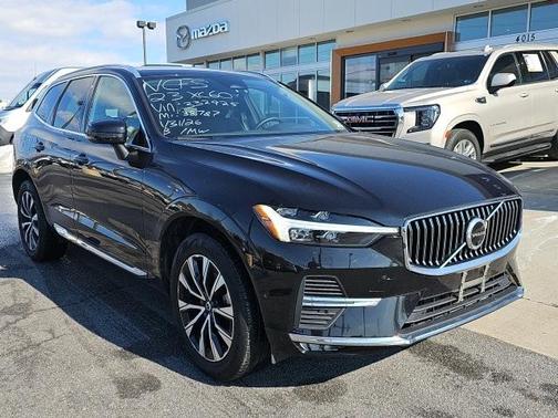 2023 Volvo XC60 B5 Plus Bright Theme