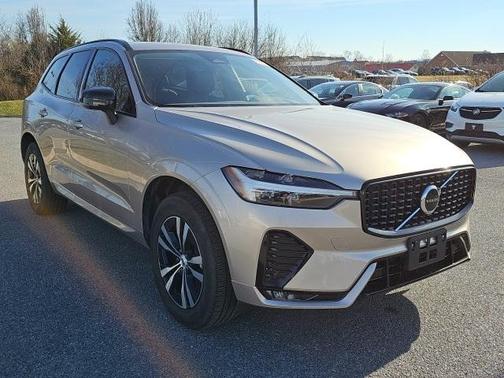 2025 Volvo XC60 B5 Core