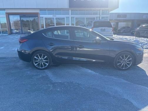 2018 Mazda Mazda3 Grand Touring