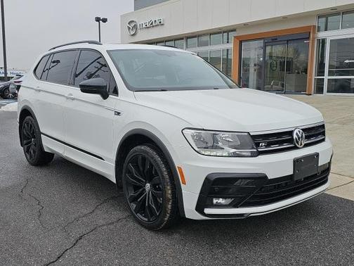 2021 Volkswagen Tiguan 2.0T SE R-Line Black