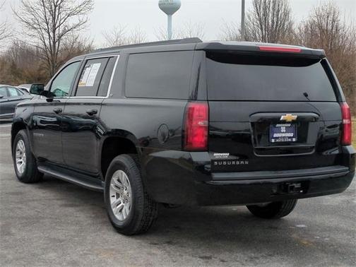2017 Chevrolet Suburban LT
