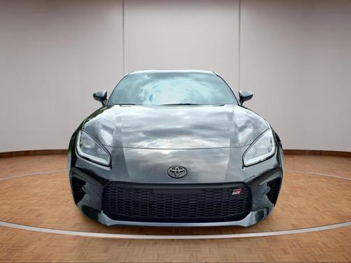 Raven Black 2023 Toyota GR86 Premium