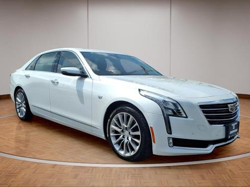 Crystal White Tri-Coat 2018 Cadillac CT6 3.6L Luxury