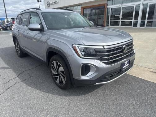 2024 Volkswagen Atlas 2.0T SE